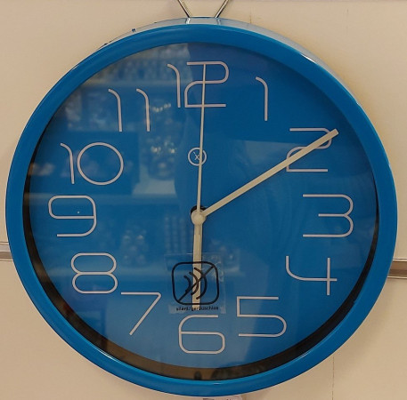 Wanduhr "Salzburg" Blau
