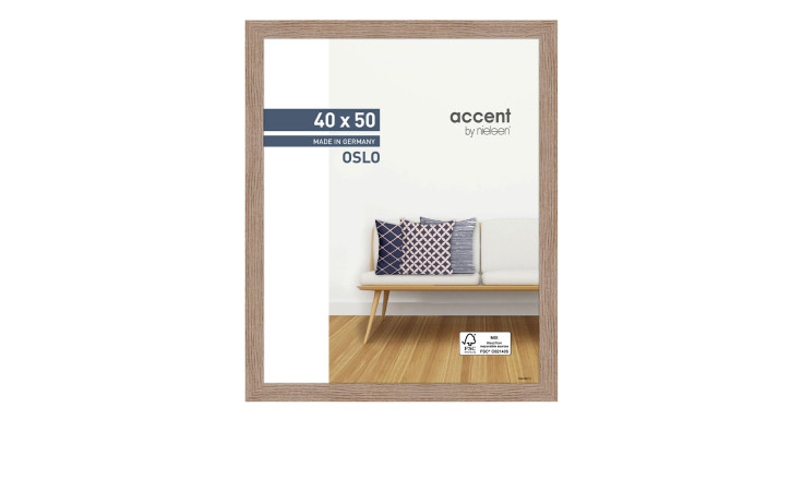 Bilderrahmen Oslo 40 x 50 cm mit einem holzfarbenen Holzrahmen und transparentem Glas.