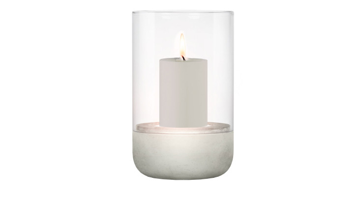 Windlicht Calma 20 cm aus transparenten Glas und einer Unterseite aus Beton in grau / weiß.