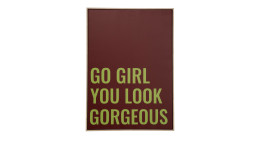 Gerahmtes Bild Go Girl 50 x 70 cm in einem rot-braunen Unterton mit einer grünen Schrift