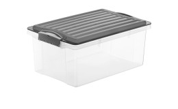 Stapelbox Compact 13 l / A4 aus transparentem Kunststoff mit schwarzem Deckel.