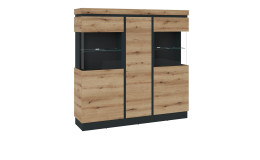 Highboard Colditz aus Holzwerkstoff in Coast Evoke Eiche mit einer Absetzung in Kosmos grau.
