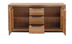 Sideboard Grazia in Wildeiche mit zwei geöffneten Türen und drei geöffneten Schubkästen.